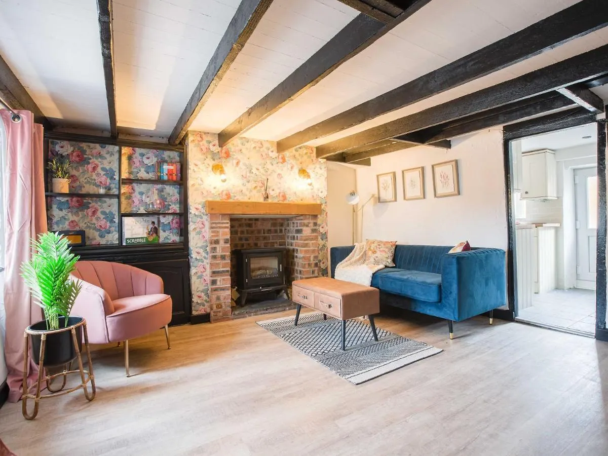 Holiday home Unique Romantic Getaway Thornton  United Kingdom